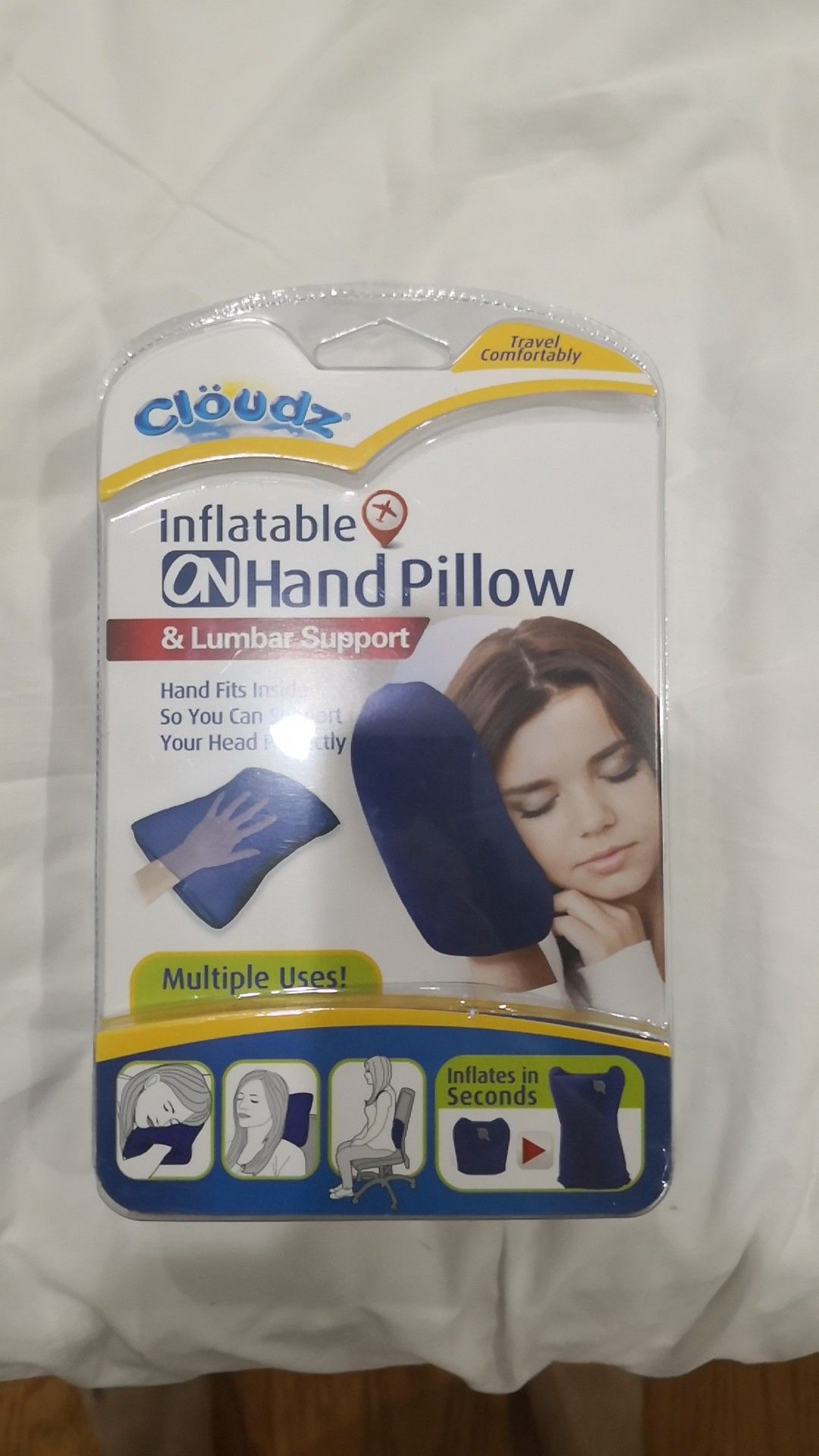 Travel inflatable pillow