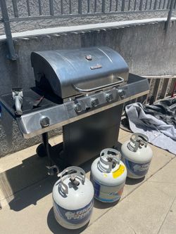 Char-Broil 4 burner grill
