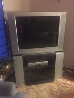 Sony 37 tv and stand