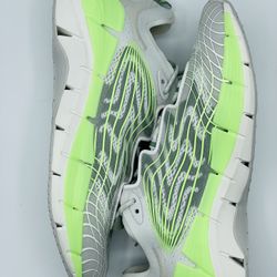Reebok Zig Kinetica Concept Type2 Sneakers in Grey/ Green