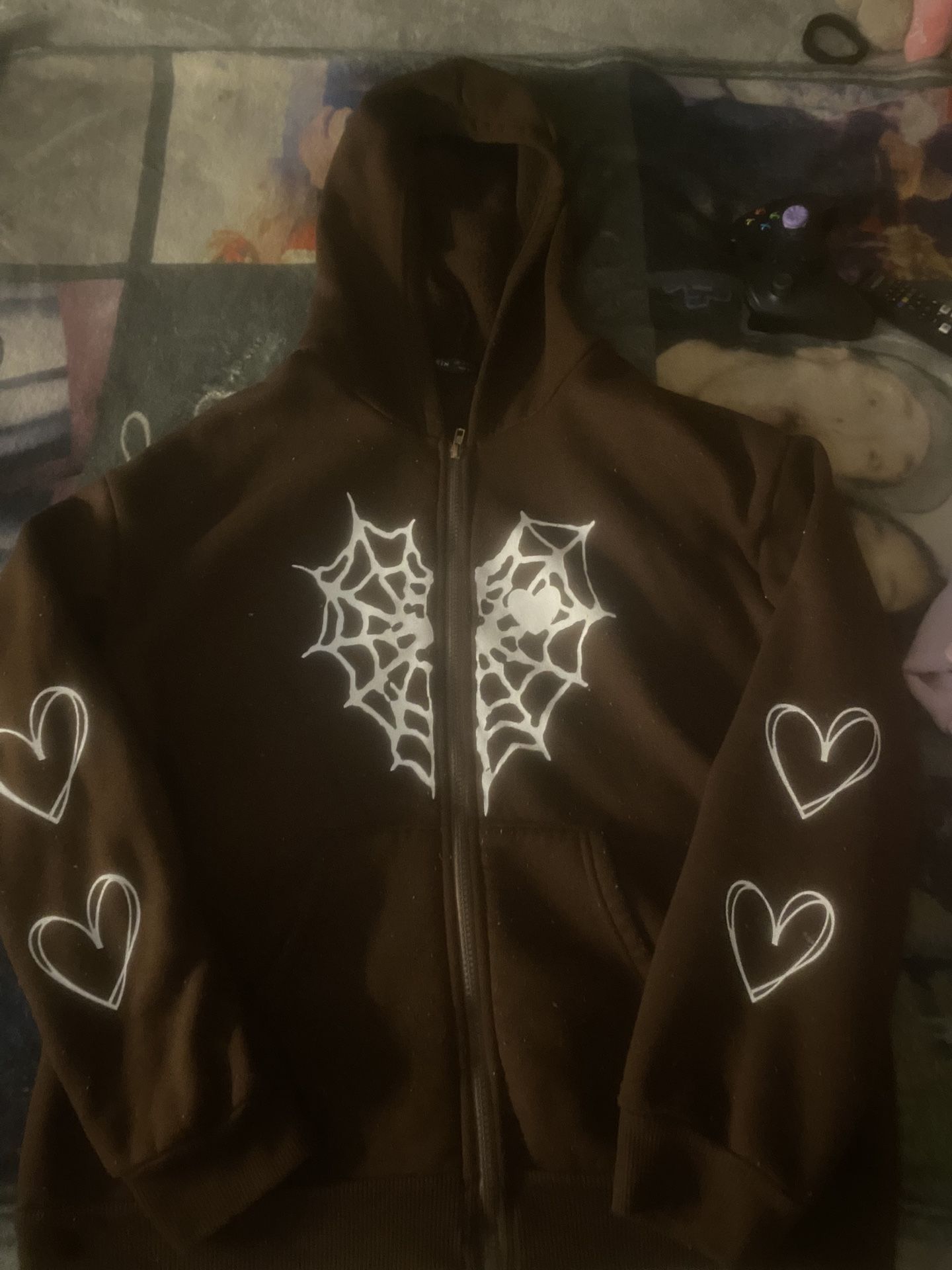 Brown and white spider web zip up hoodie #cozy #hearts