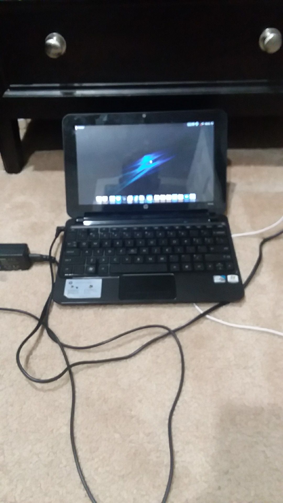 HP mini laptop with peppermint linux