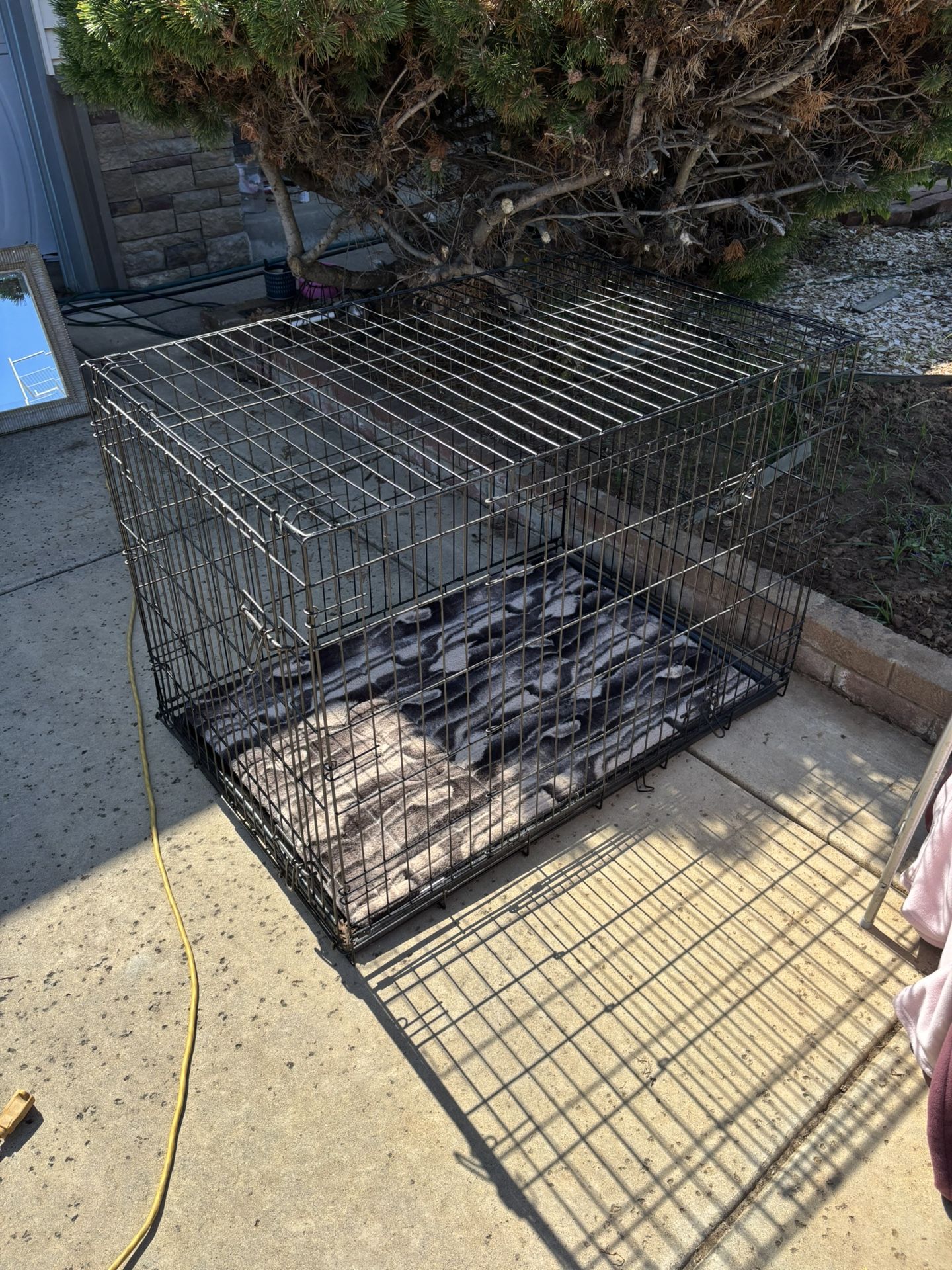 XL Dog Crate