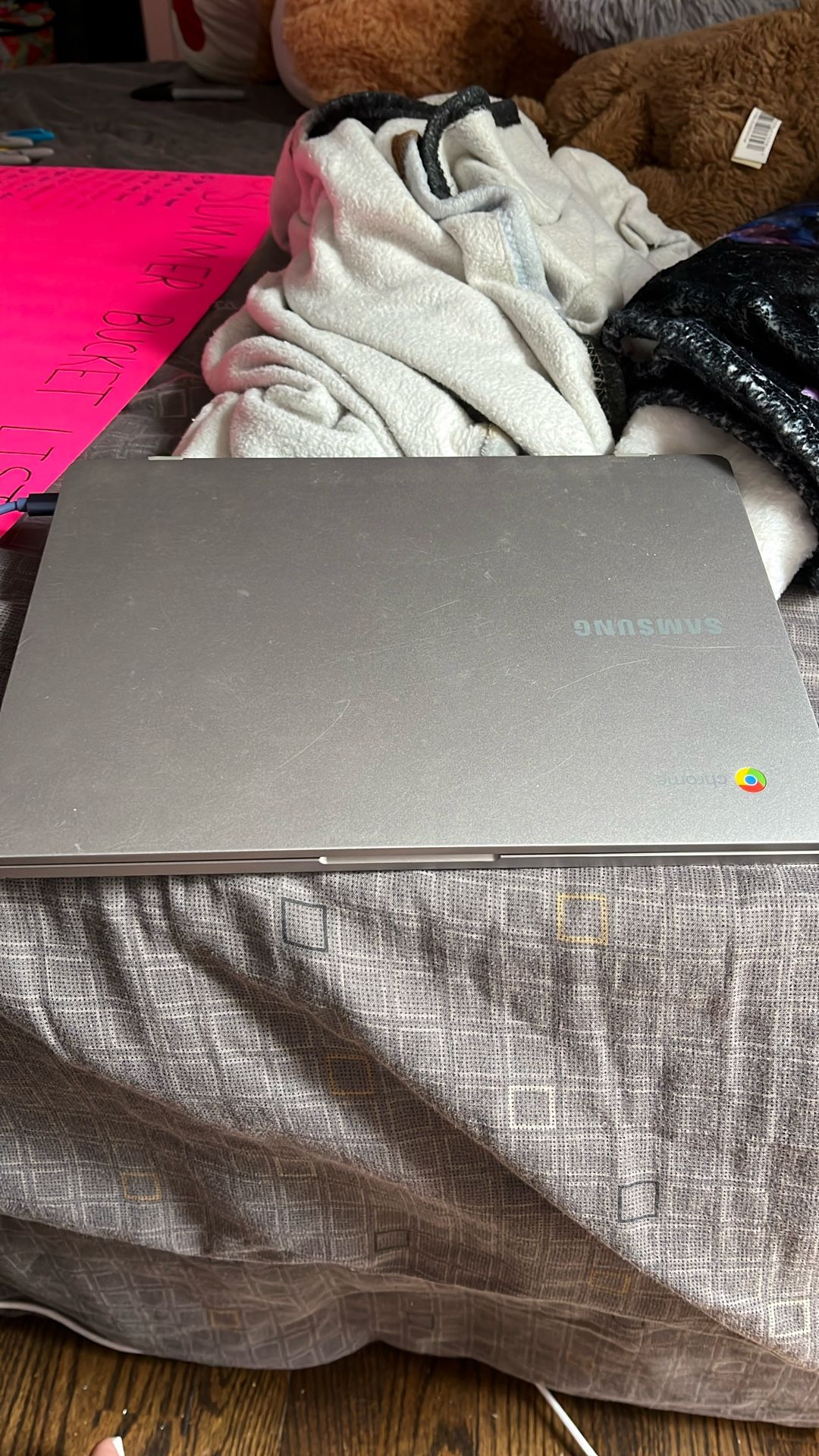 Chromebook Computer