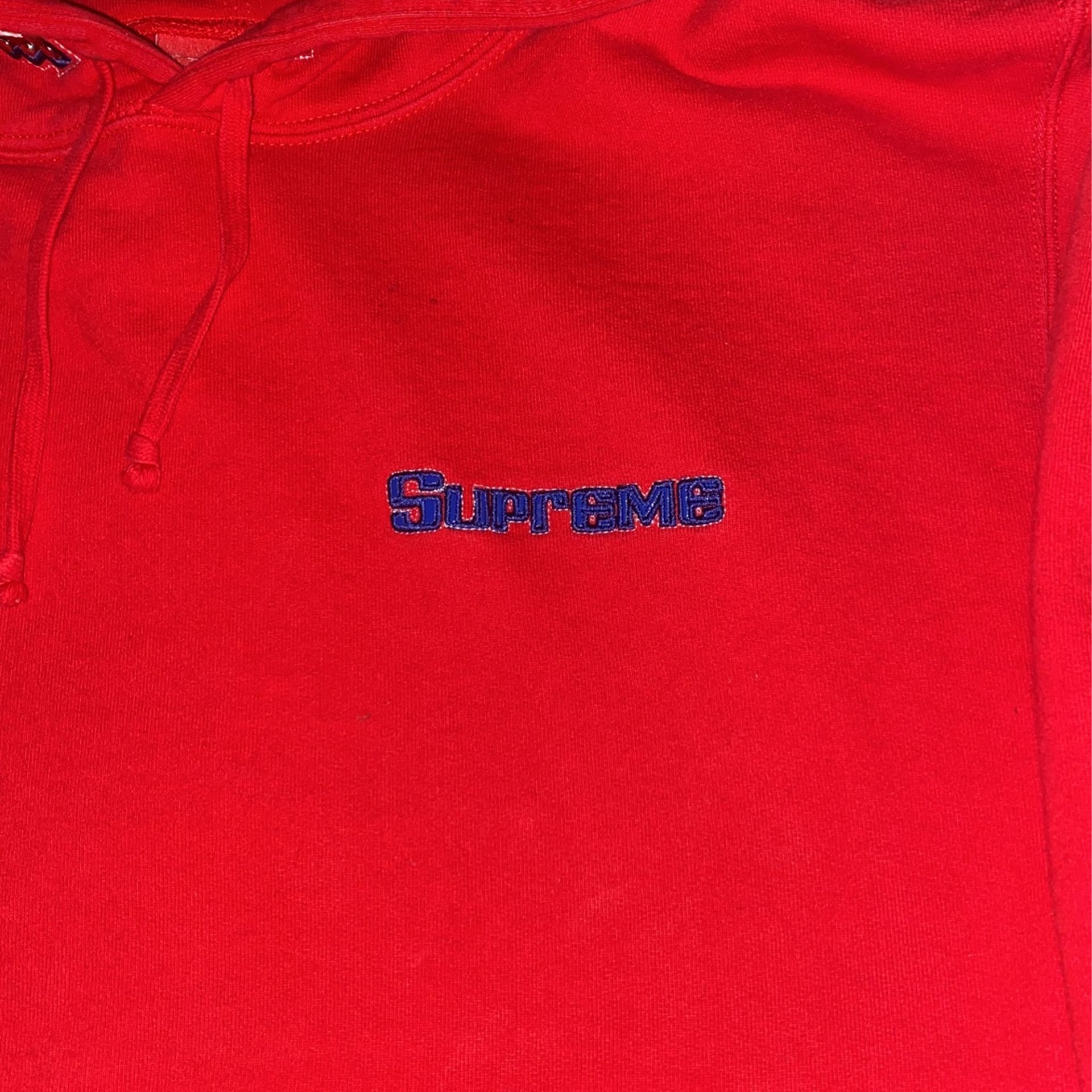 Supreme Hoodie