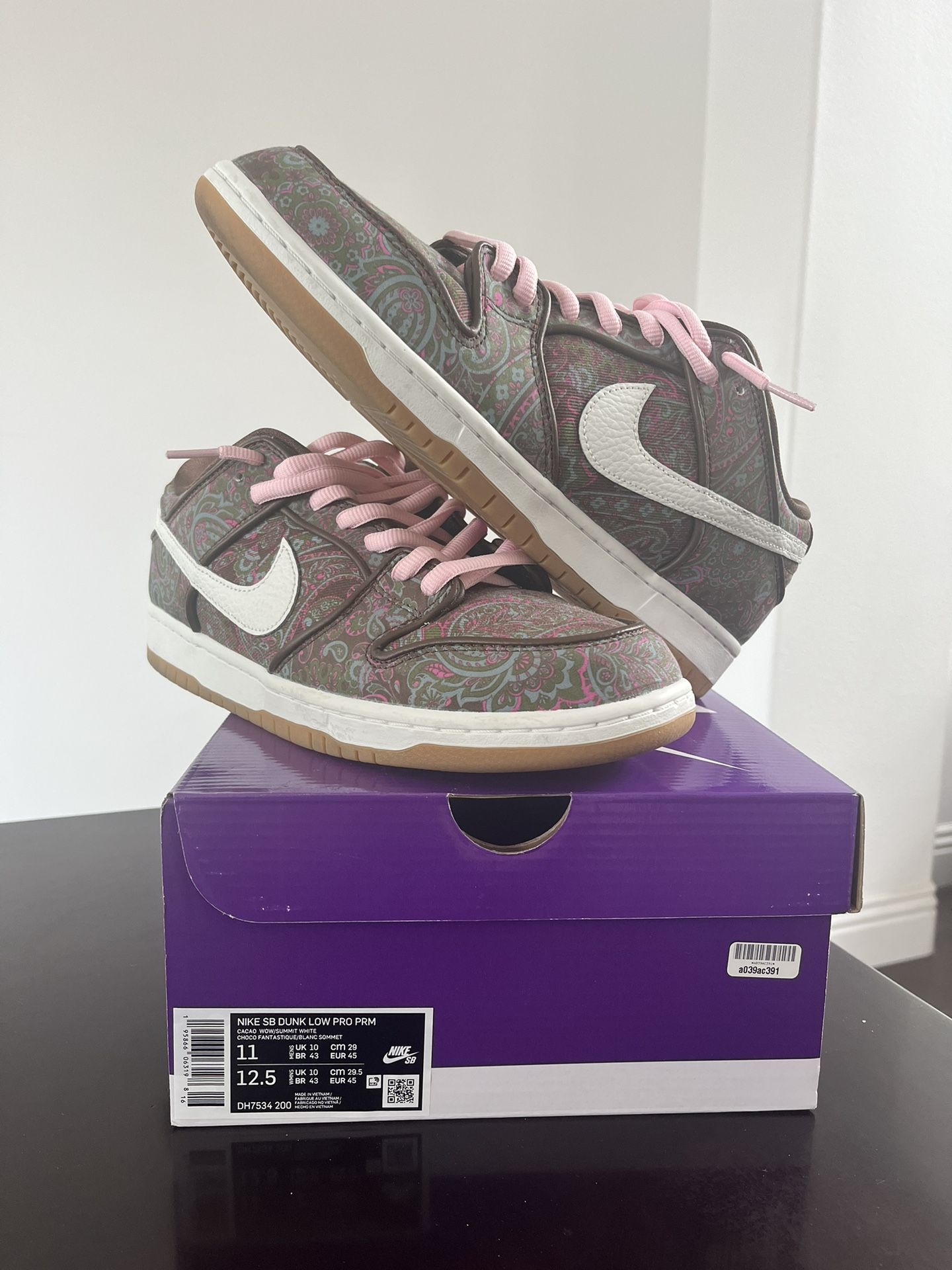 Nike SB Dunk Low Brown Paisley Size 11