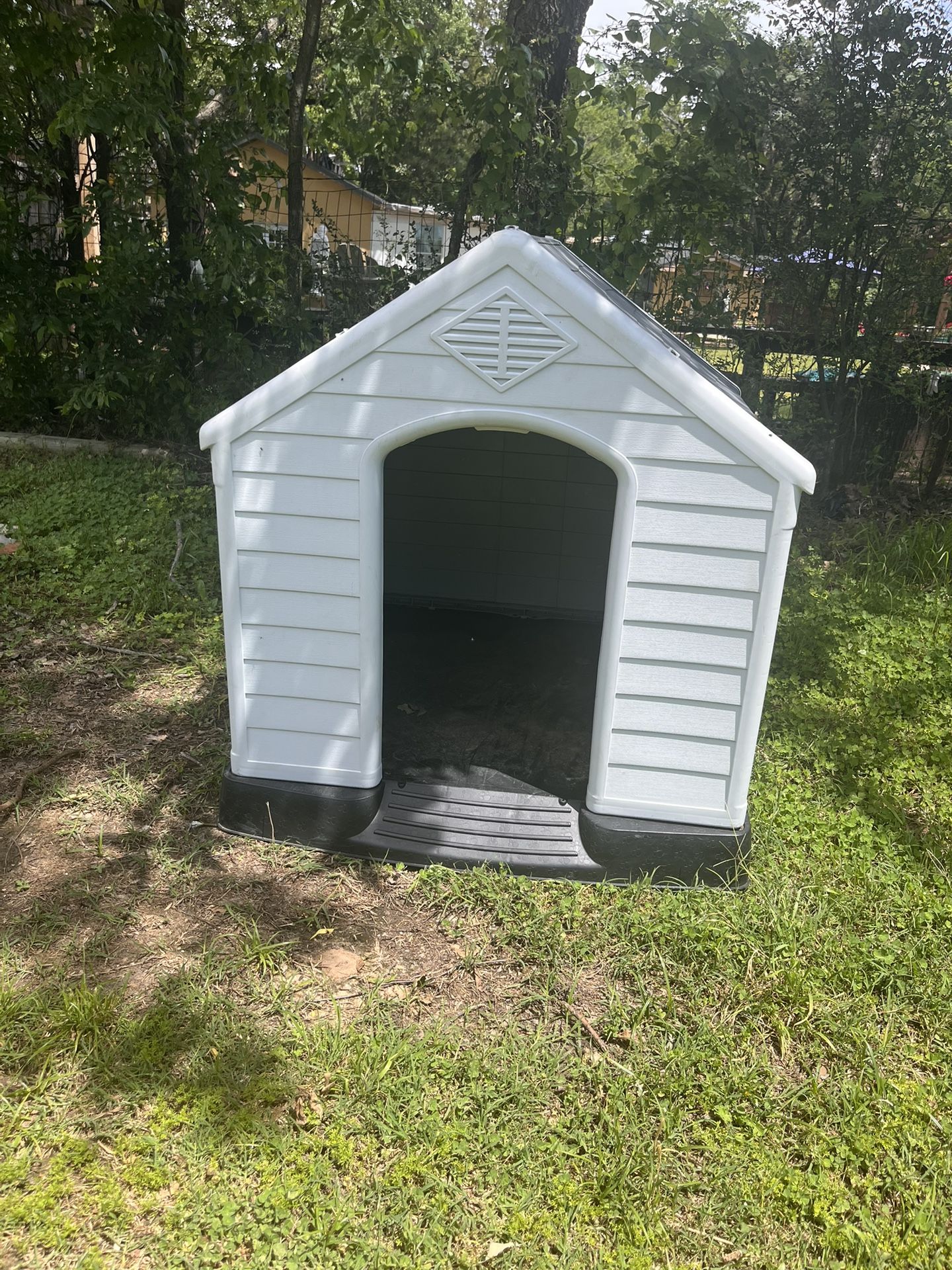 Dog House