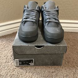 Air Jordan 4 Retro
