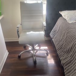 White Office Chair 