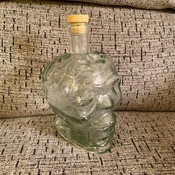 Vintage Clear Glass Cracked Head Skeleton Skull Empty Vodka Bottle with Cork