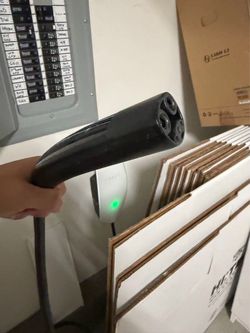 Tesla gen 2 home wall charge fully functional uninstall pick up only