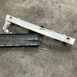 Tundra Front Crashbar 