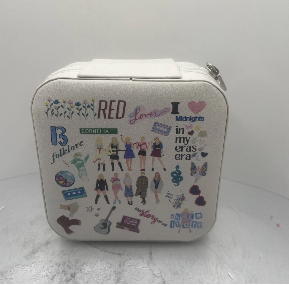 Taylor Swift Compact White Jewelry Box – Eras Tour Inspired – “I’m a Swiftie”