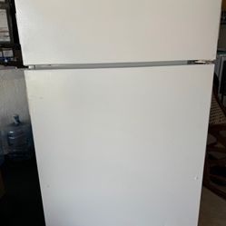 Small Refrigerator 
