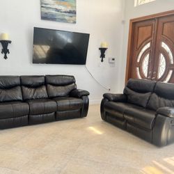 Real Leather Recliner Couch And Recliner Loveseat Excellent Condition No Rips No Tears No Scratches 