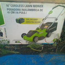 Greenworks 40 Volt Lithium Max Lawn mower