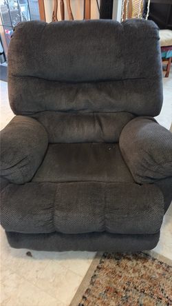 Big man’s recliner