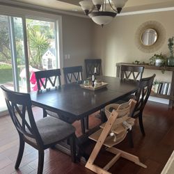 Dining table With Chairs 