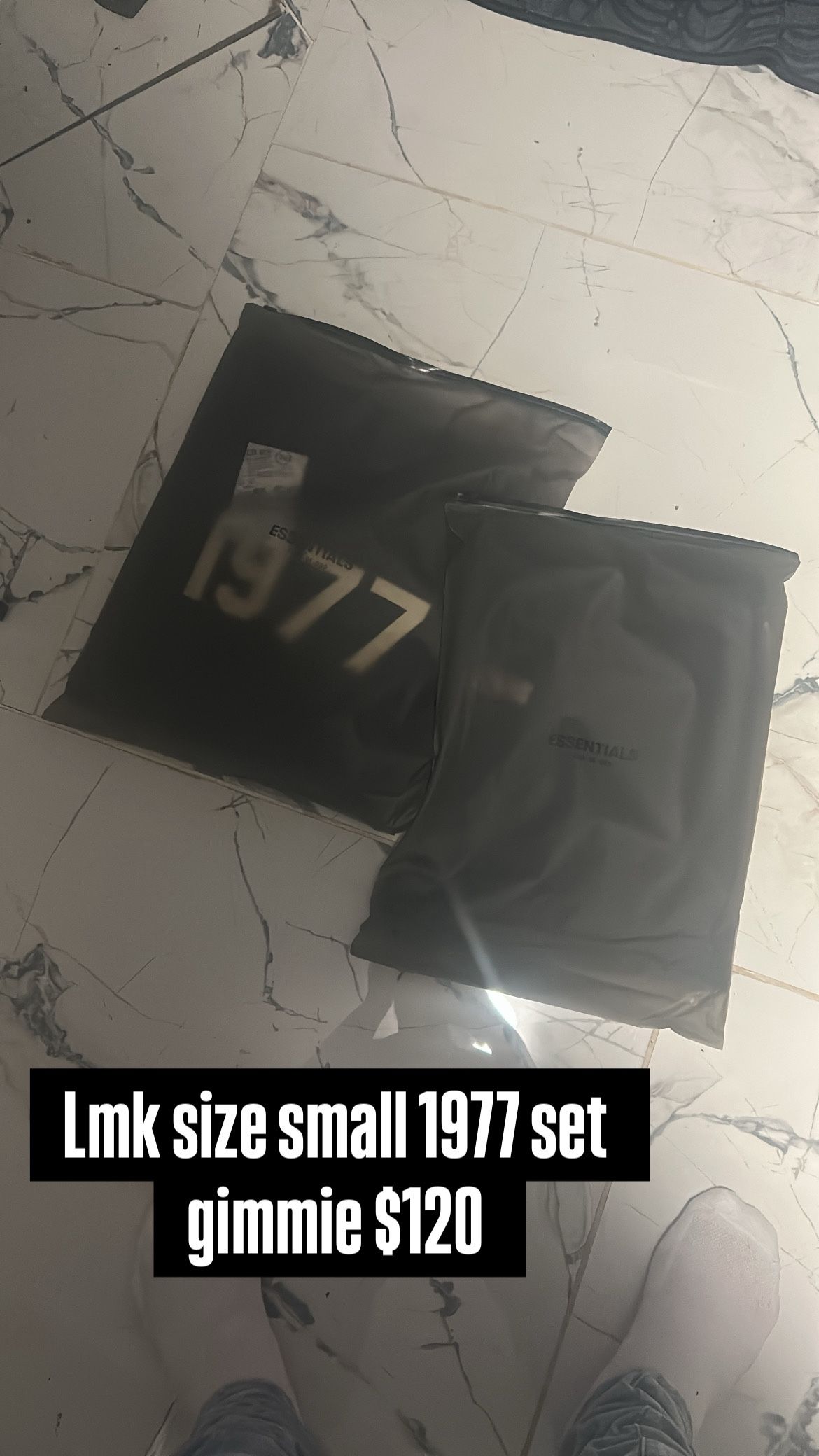 Size Small 1977 Set