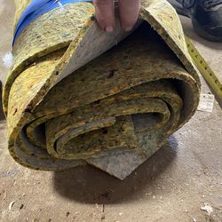 Use 1/2” heavy carpet pad good for shipping or moving or packing 6’ wide about 15’ long $5 cash in Ontario 91762