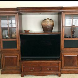 Mid Century Modern Antique Thomasville Home Entertainment Furniture - Approx (80"H ×98"W) - Solid Oak Wood - (4) pieces - Inside Functional Lighting 