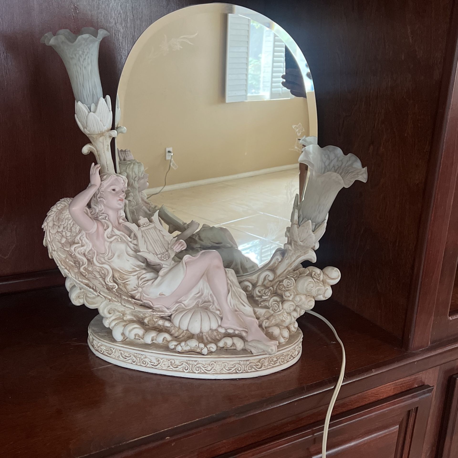 Light Up Vanity Mirror