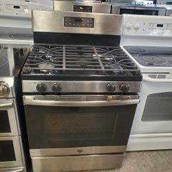 Gas Stove GE Width 30 Inches Muy Buen Estado 