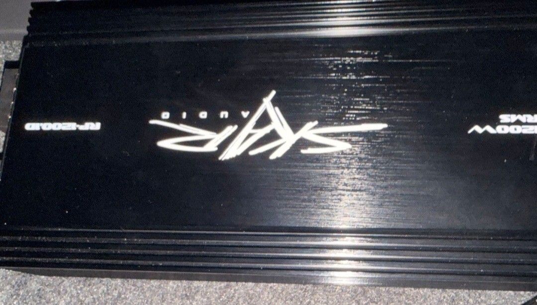 Skar 10 " Subs And Skar 1200 Watt Rms Mono Block Anp