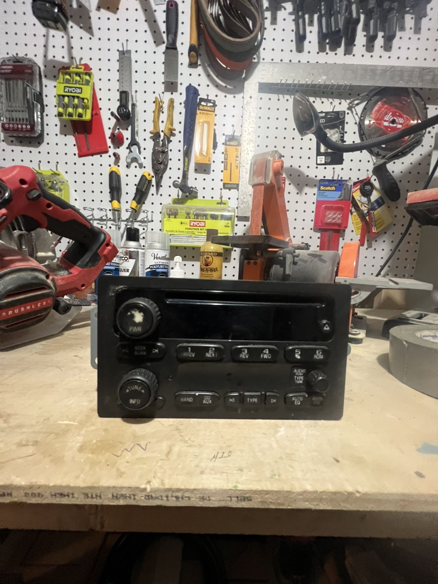 99-06 GMC Sierra 1500 factory Radio