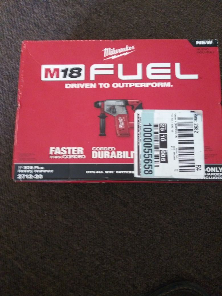 Miluakee hammer drill M18 fuel