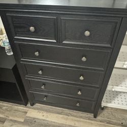 Black Wood 6 Drawer Dresser