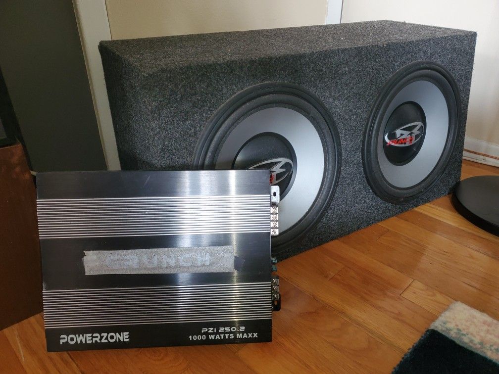 Rockford Fosgate Subwoofers + Amp