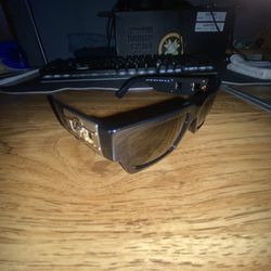 [$300] Genuine Versace Shades | Worn Condition 