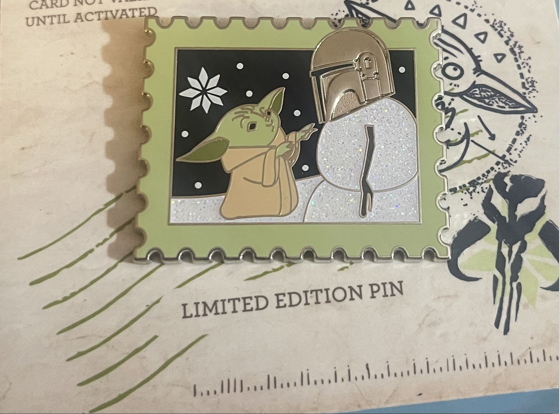 Disney Baby Yoda Grogu Mandalorian Snowman Christmas Gift Card Stamp 2021 Pin LE