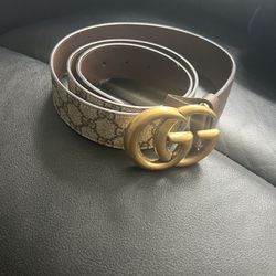 Gucci Belt (shipping Only)