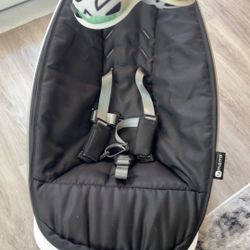 4 Moms MamaRoo Baby swing