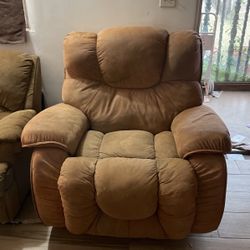 Large Lazy Boy Recliner 