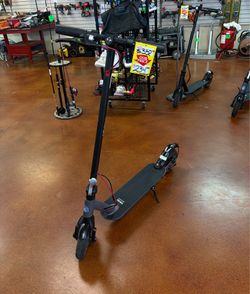 Electric scooter