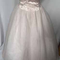 XCITE  Formal Ball /prom  Gown Size 4 Very Nice 