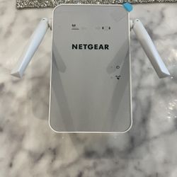 Netgear AC1200 WiFi Range Extender