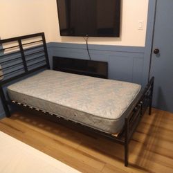 Black Tufted Faux Leather Twin Bed Frame Great Condition