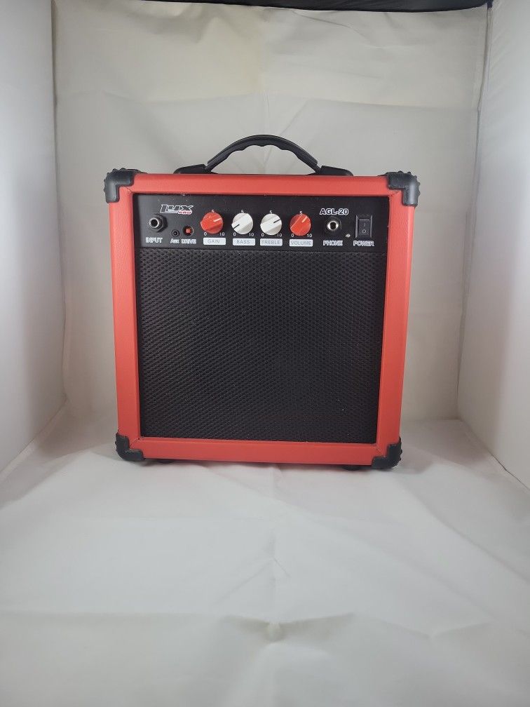 Lyx Pro Guitar Amp for Sale in Taunton, MA OfferUp