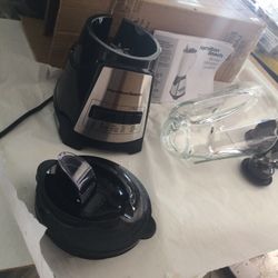 Hamilton Beach Blender, Liquadora. $30.00 SOUTH GATE pick Up.