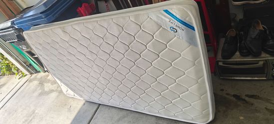 Twin bed Home Life Quilted White Mattress