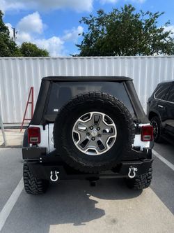 Soft Top – Black Jeep Wrangler JK Unlimited 4-Door