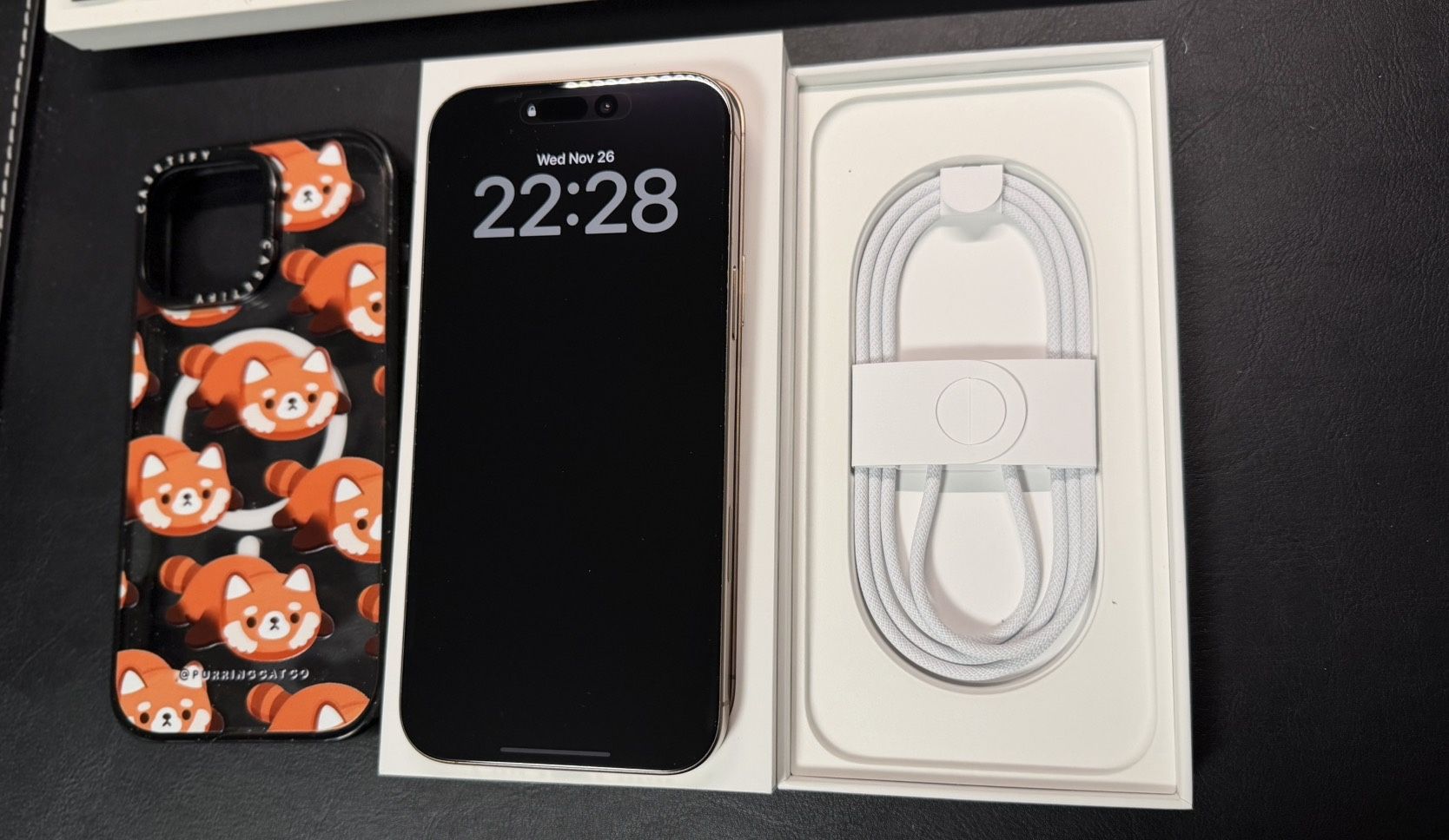 iPhone 16 pro max 1TB network unlocked - Desert Titanium