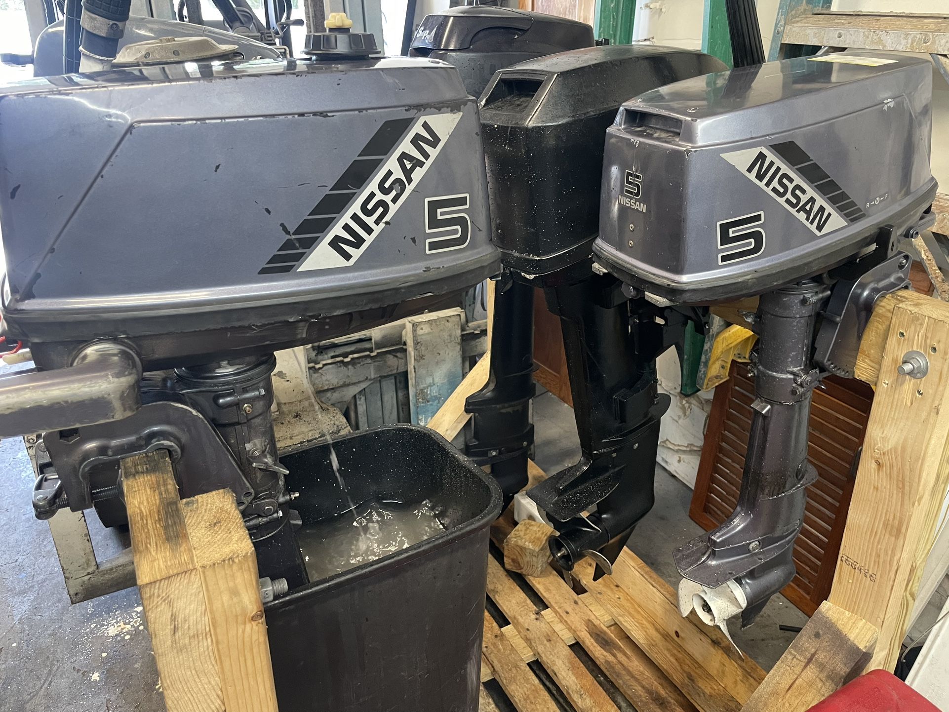 Tohatsu/ Nissan 5 HP Outboard Motors