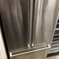 Viking Stainless Steel Counter Depth French Door Refrigerator 