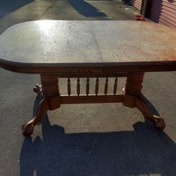 Extended Table With 8 Chairs 