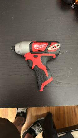 Milwaukee 1/4 Hex Impact Driver